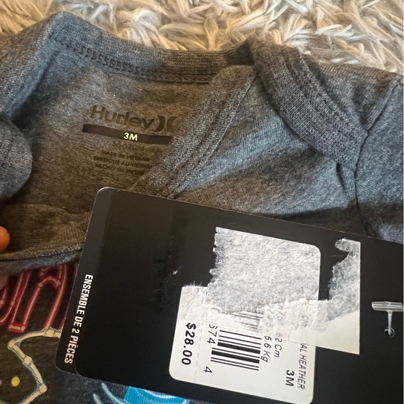 NWT Hurley infant shark long sleeve onesie - Picture 3 of 4